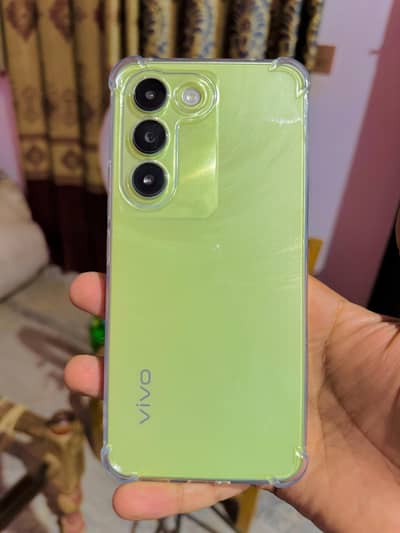 Vivo Y100 8/256 complete box exchange possible