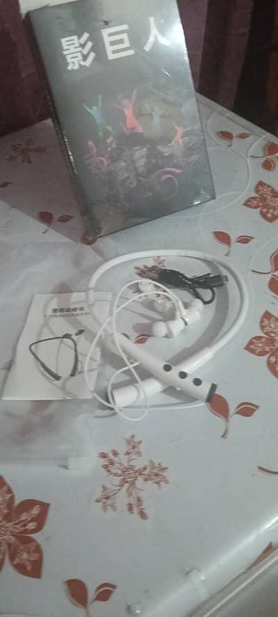 Wireless Bluetooth neckband