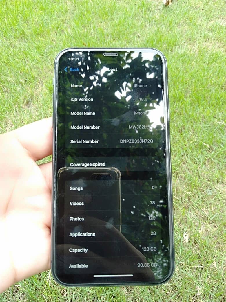 Apple iPhone 11 3