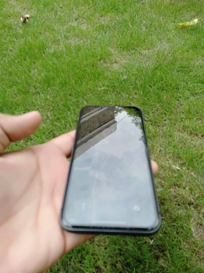 Apple iPhone 11 1