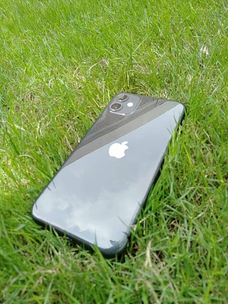 Apple iPhone 11 2