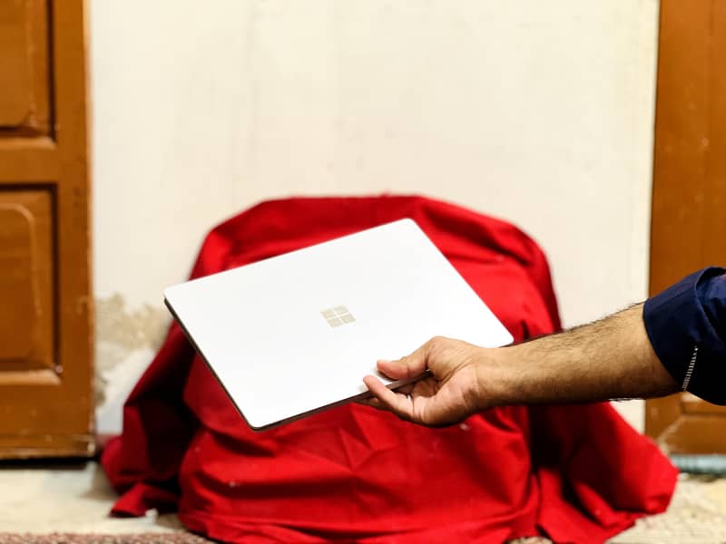 Microsoft Surface Laptop 5 ( 12th Generation ) 0