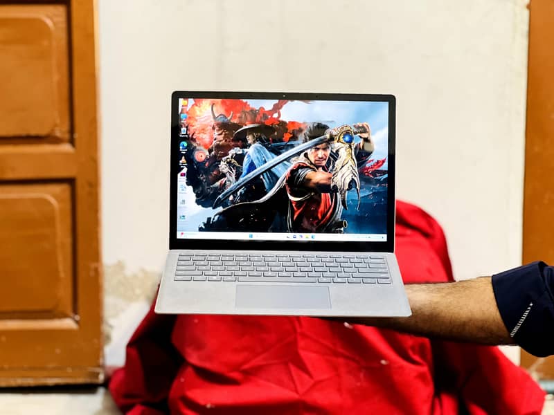 Microsoft Surface Laptop 5 ( 12th Generation ) 2