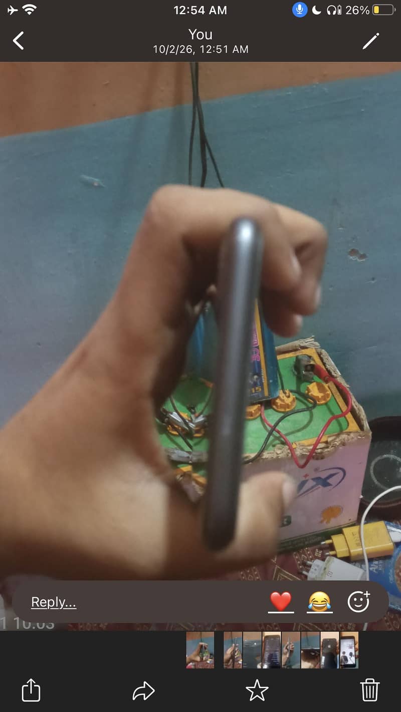 Apple iPhone 8 Plus 1