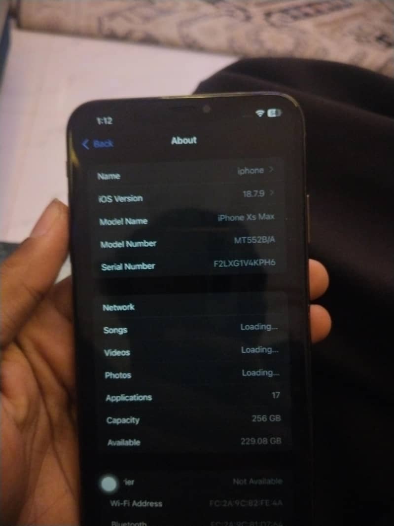 Apple iPhone XS Max 1