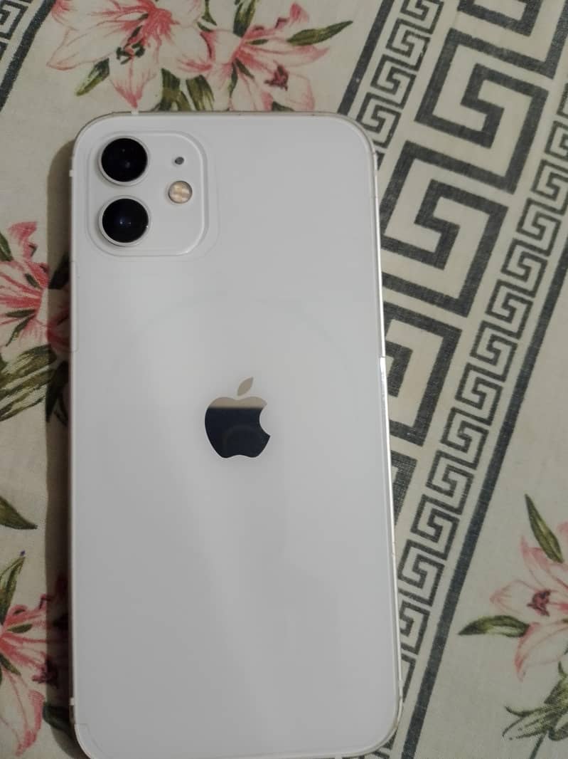 Apple iPhone 12 0