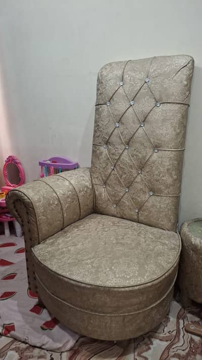 2 chair with table