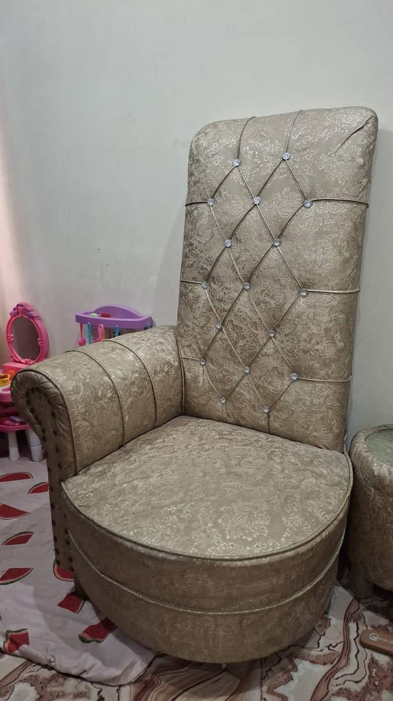 2 chair with table 0