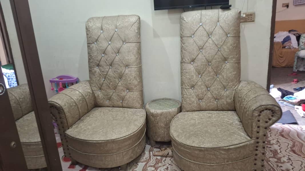 2 chair with table 1
