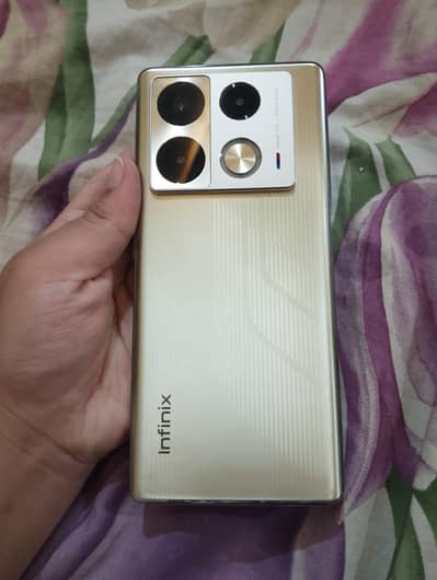 Infinix Note 40 Pro (BMW version)