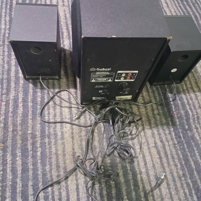 audionic woofers 1