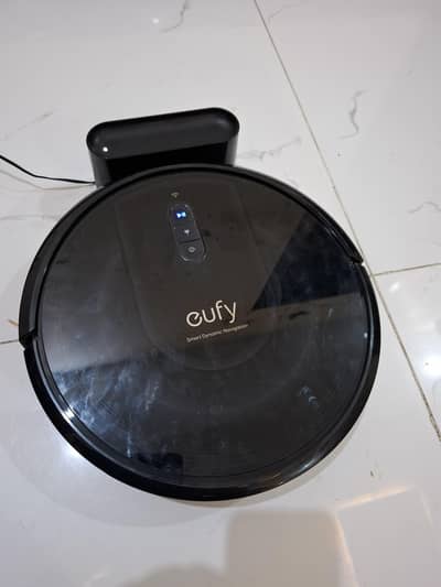 eufy RoboVac G30 Vac Robot Vacuum Cleaner. Read Ad Description