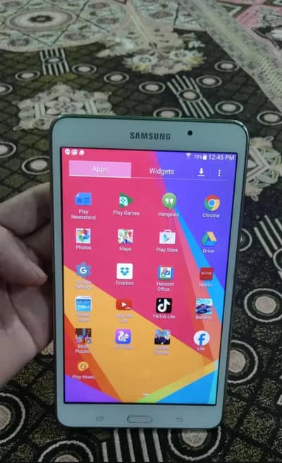 Samsung Galaxy Tab 4 for kids gaming. Good condition very best battery