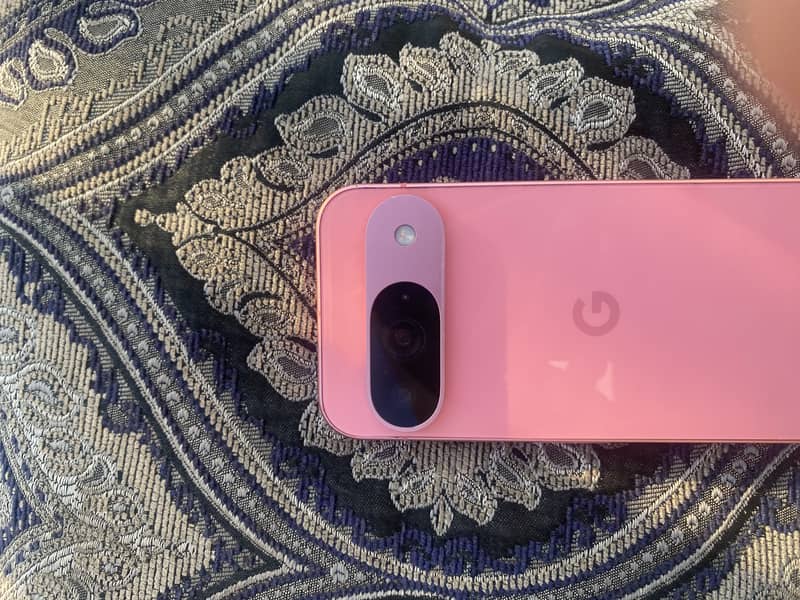 Google Pixel 9 3
