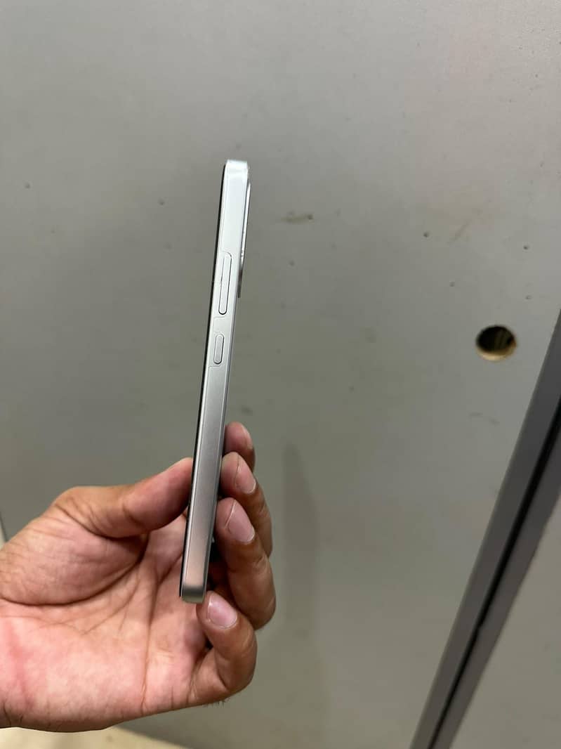 OPPO A6s pro 3
