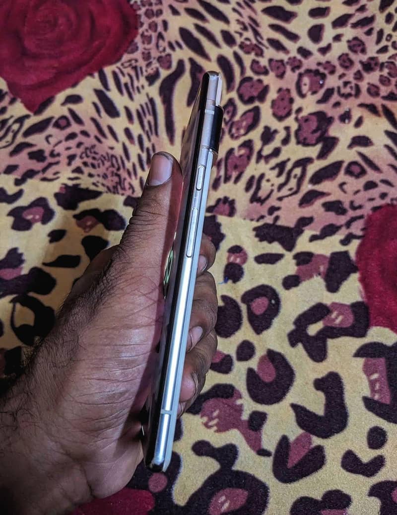 Google Pixel 6 Pro 2