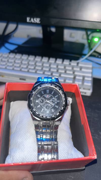 Stainless Steel -  Quartz Analog London