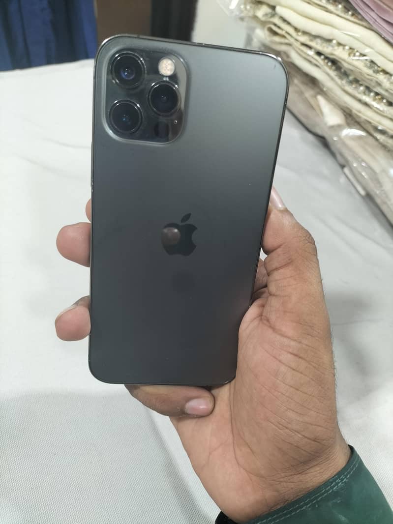 Apple iPhone 12 Pro 6