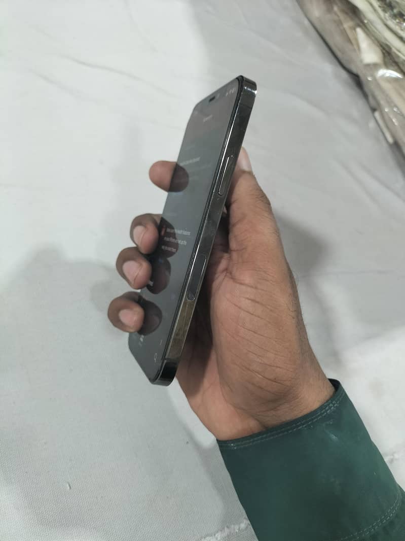 Apple iPhone 12 Pro 7