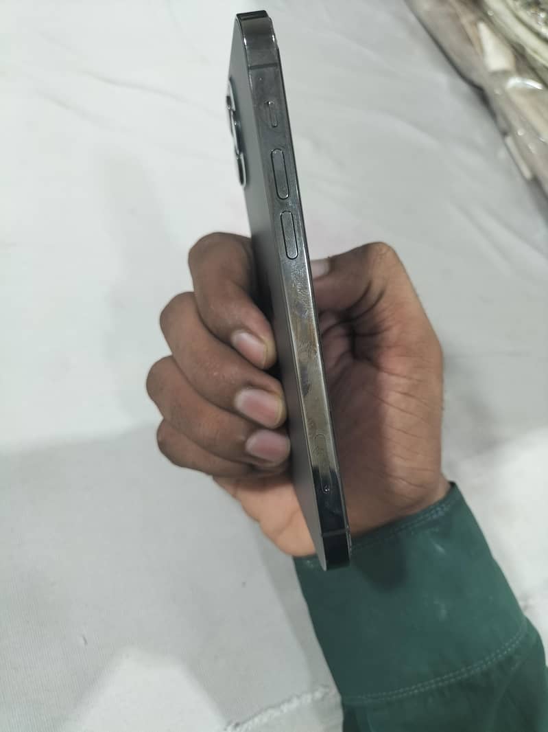 Apple iPhone 12 Pro 10