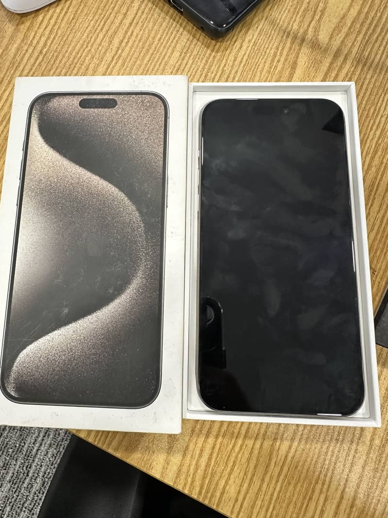 Apple iPhone 15 Pro Max 2