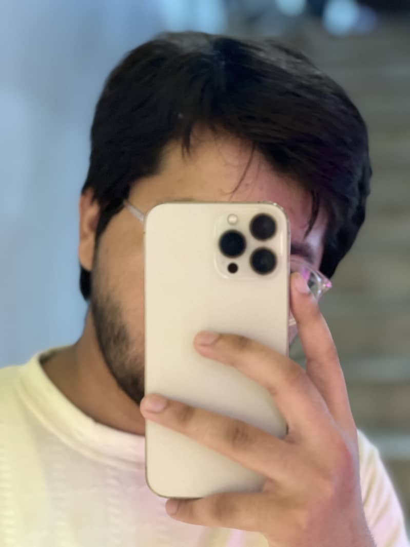 Apple iPhone 13 Pro Max 3