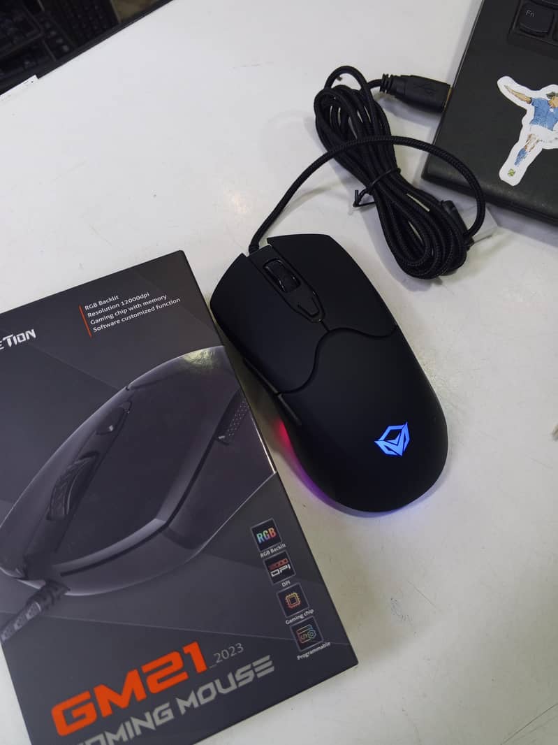 Gaming wired Mouse available 14