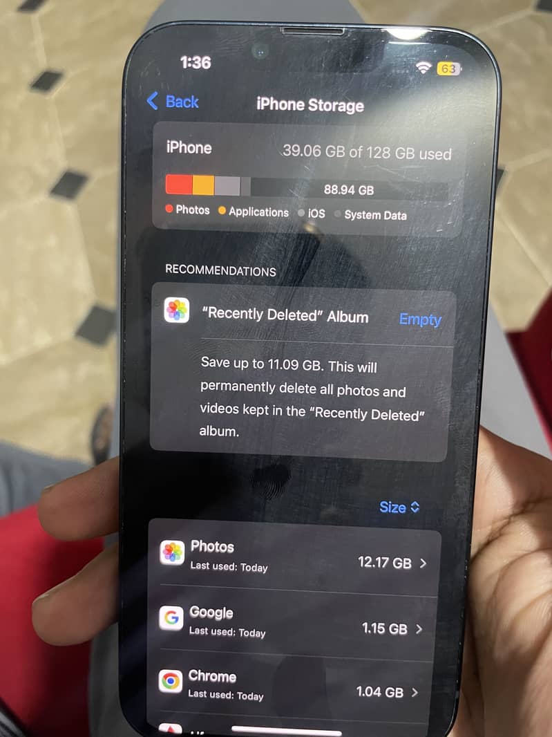 Apple iPhone 14 4
