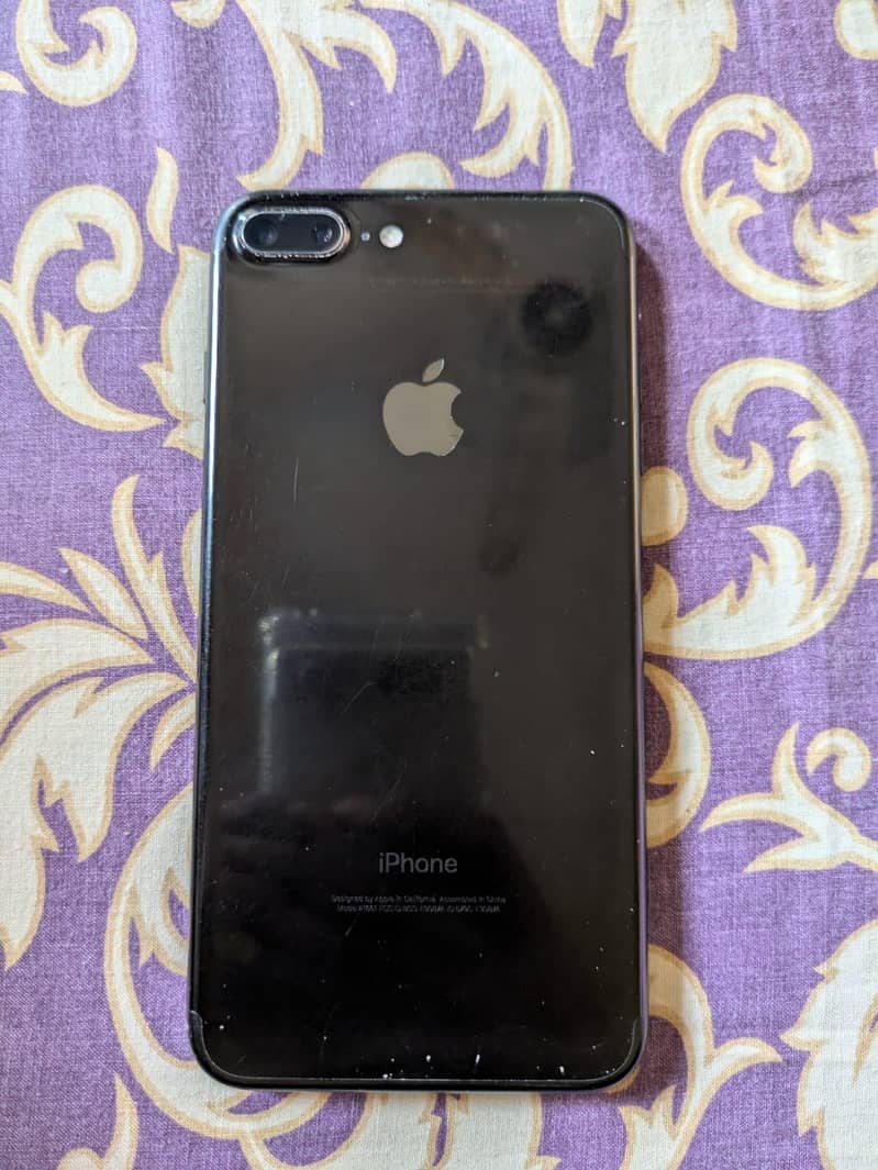 Apple iPhone 7 Plus 0