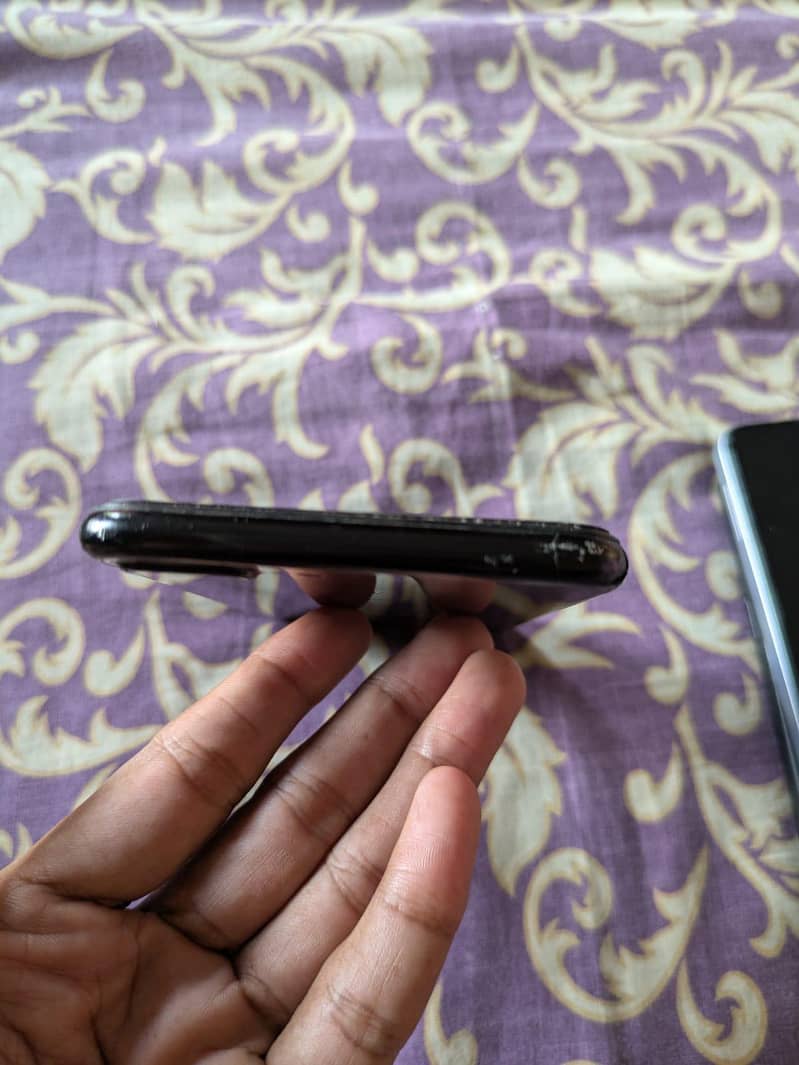 Apple iPhone 7 Plus 5