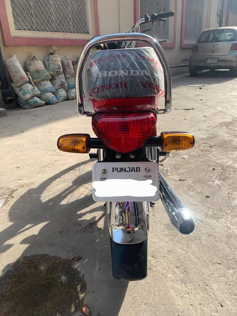 Honda CD 70 4