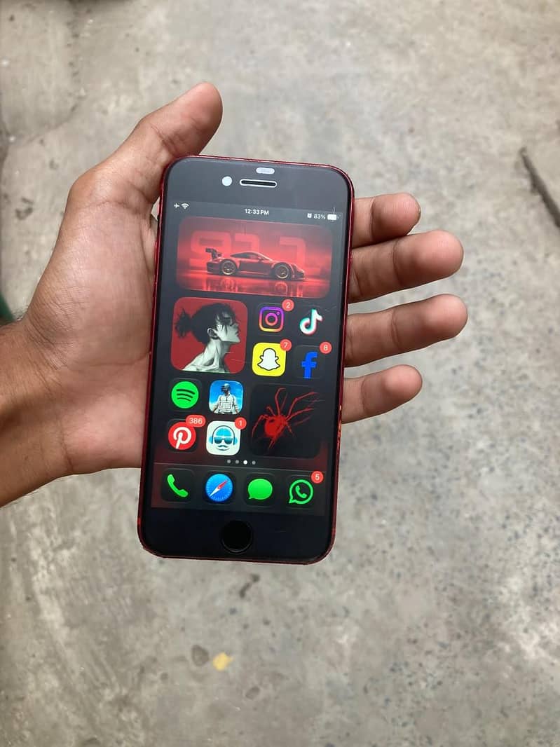 Apple iPhone SE Read description 1