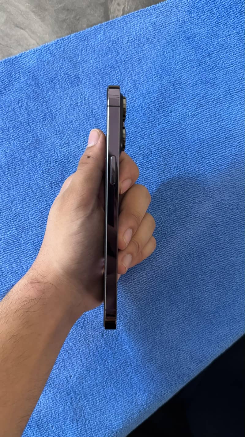 Apple iPhone 14 Pro Max 2