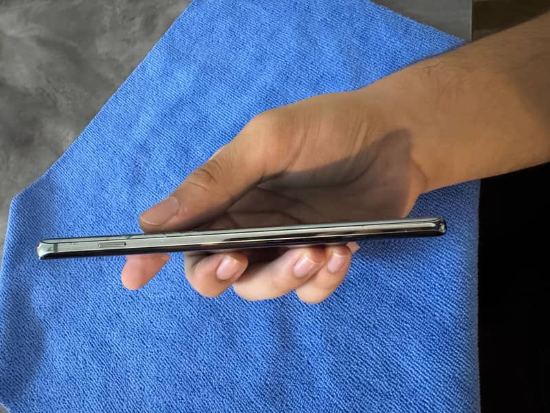 Apple iPhone 14 Pro Max 13