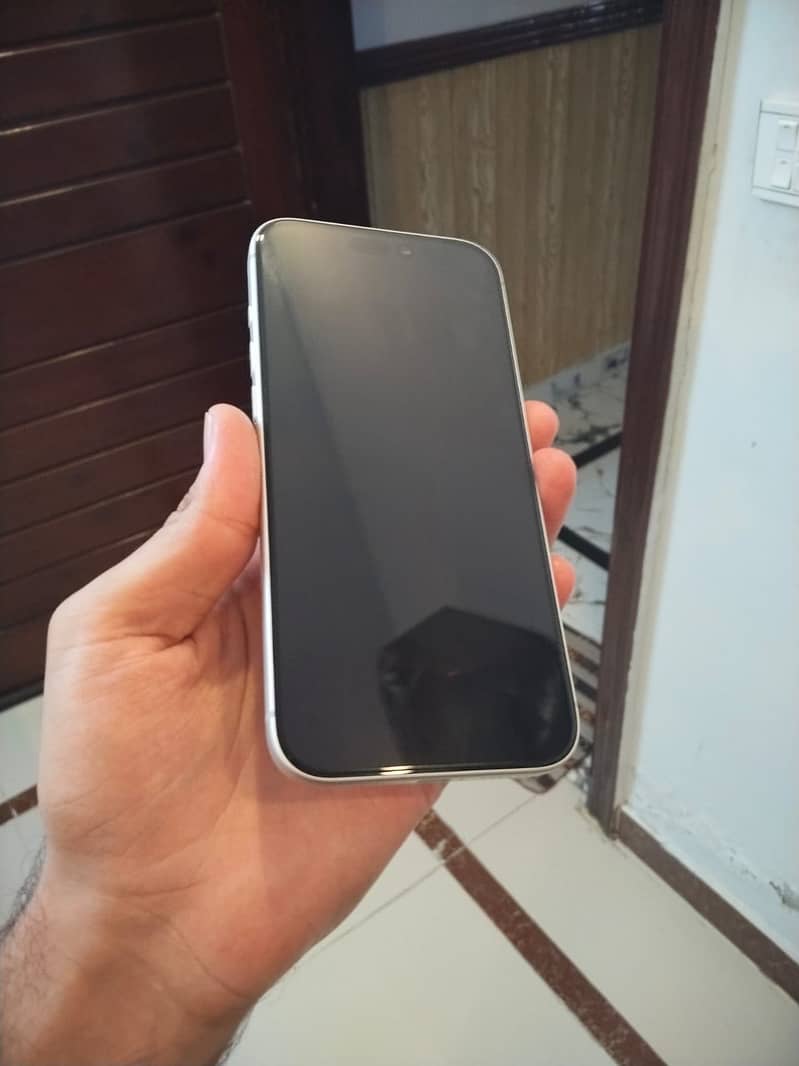 Apple iPhone 17 Pro Max 1