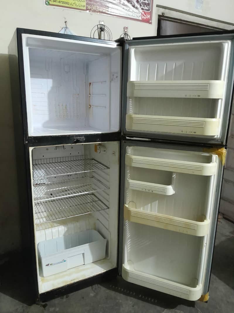 medium saiz fridge 2