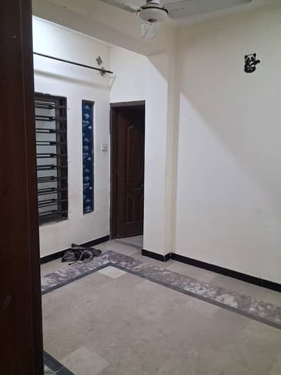 2 Beds flat available for rent