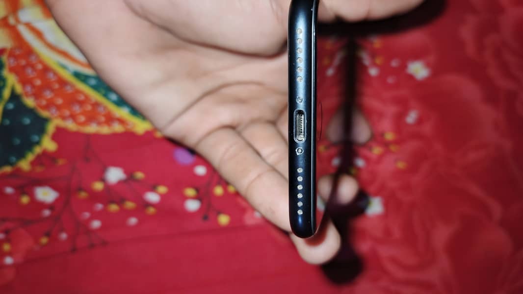 Apple iPhone SE 3