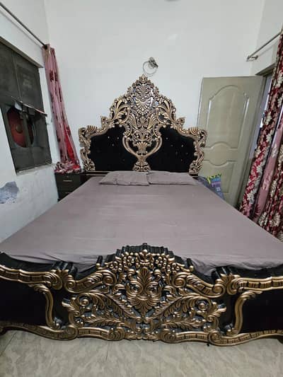Heavy & Solid Royal Bedroom Set For Sale