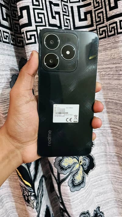 Realme C61 6/128 gb