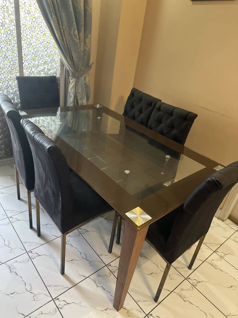 6 Seater dining table 3