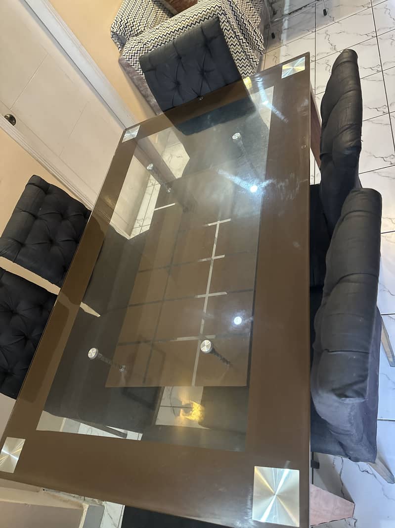 6 Seater dining table 4