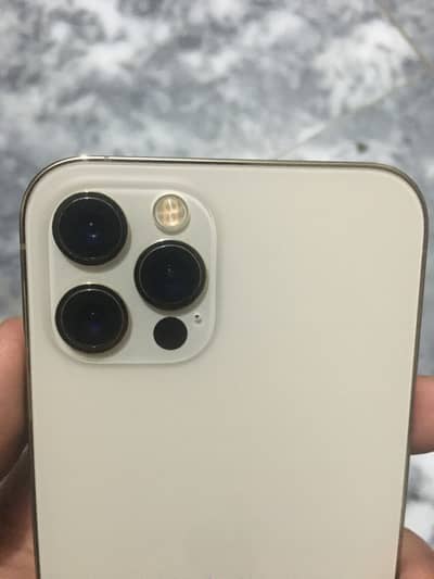 iPhone 12 Pro 128GB Gold | Factory Unlock | UK | 10/10 Condition
