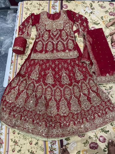 Bridal Barat Lehenga – Red & Golden Heavy Work