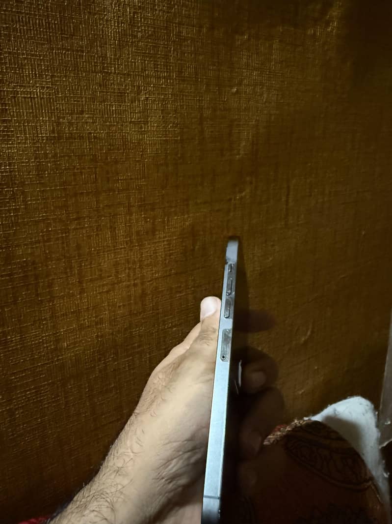 Apple iPhone 13 Pro Max 3