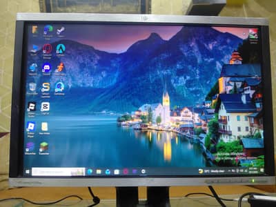 HP Compaq LA2205wg