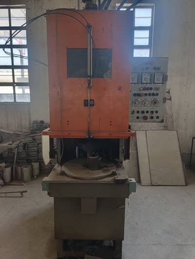 Used Vertical Injection Molding Machine Plastic Inject . . . Read AD