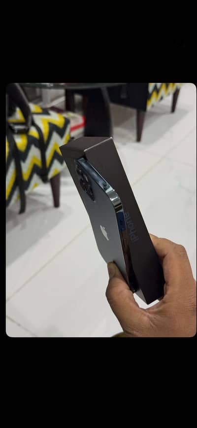 Apple iPhone 12 Pro