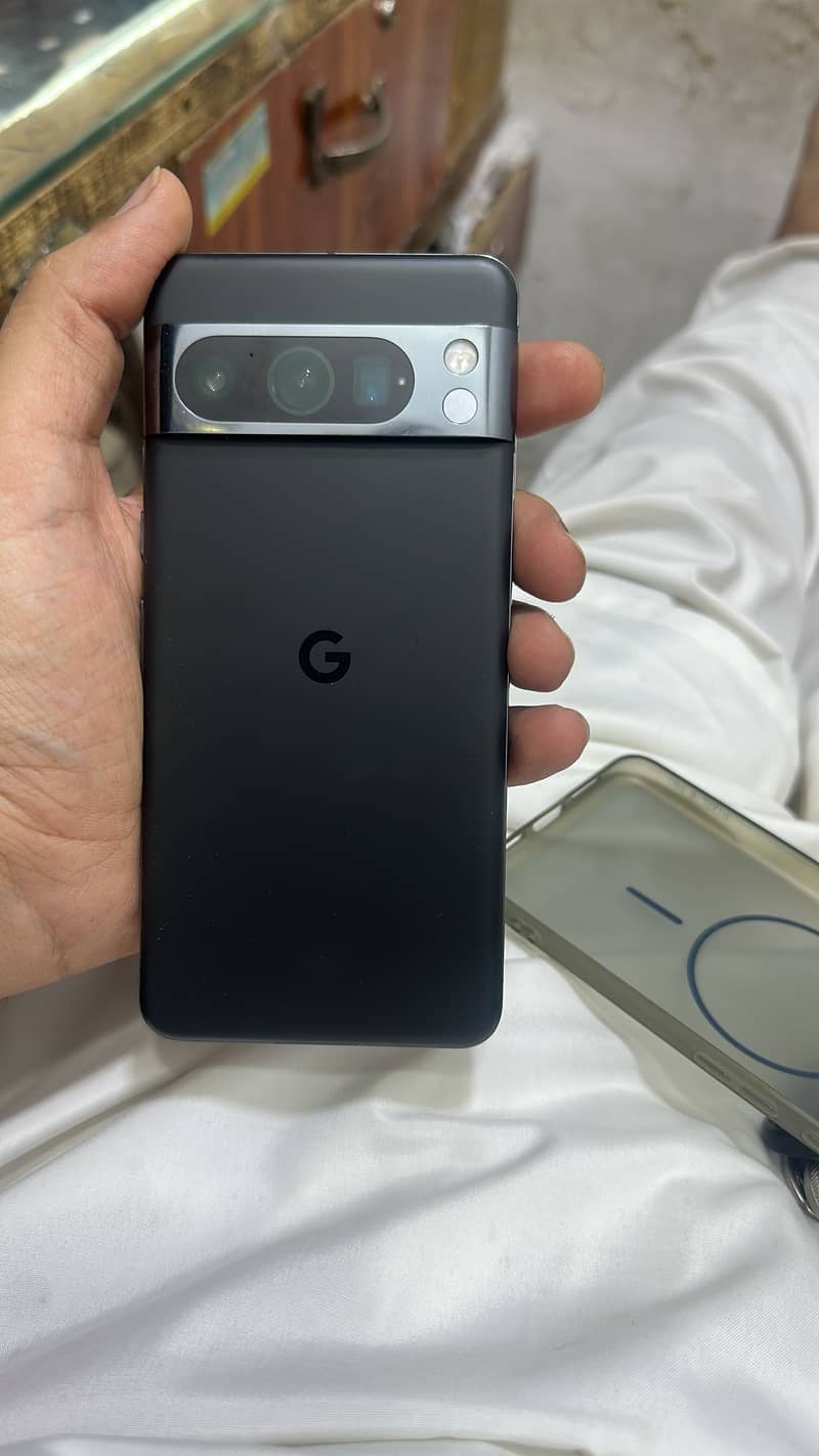 Google Pixel 8 Pro 1