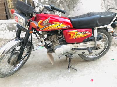 Honda CG 125 for sale 2021 model - one hand used - All documents clear